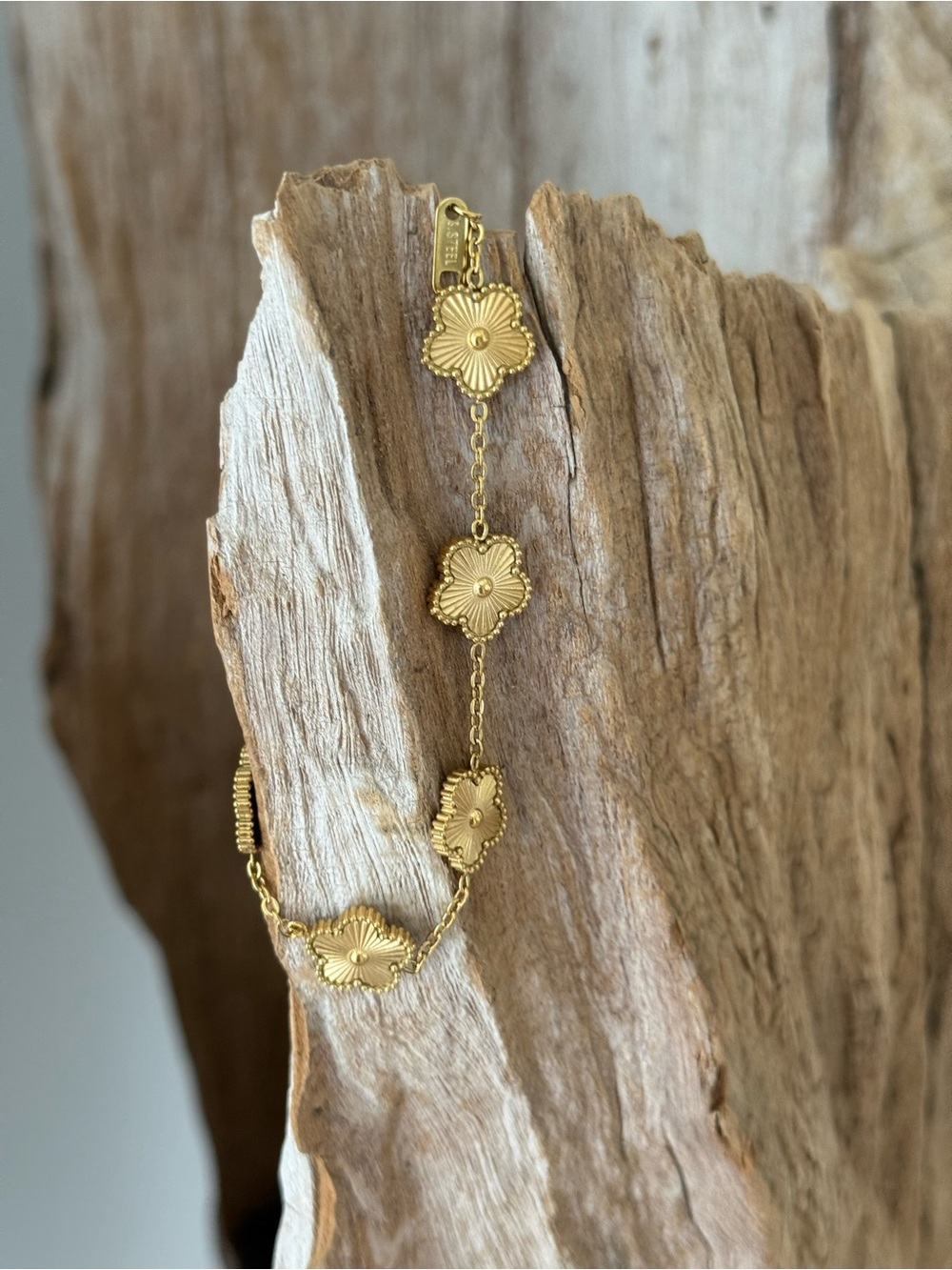 Gold Floral Link Bracelet - Unbranded